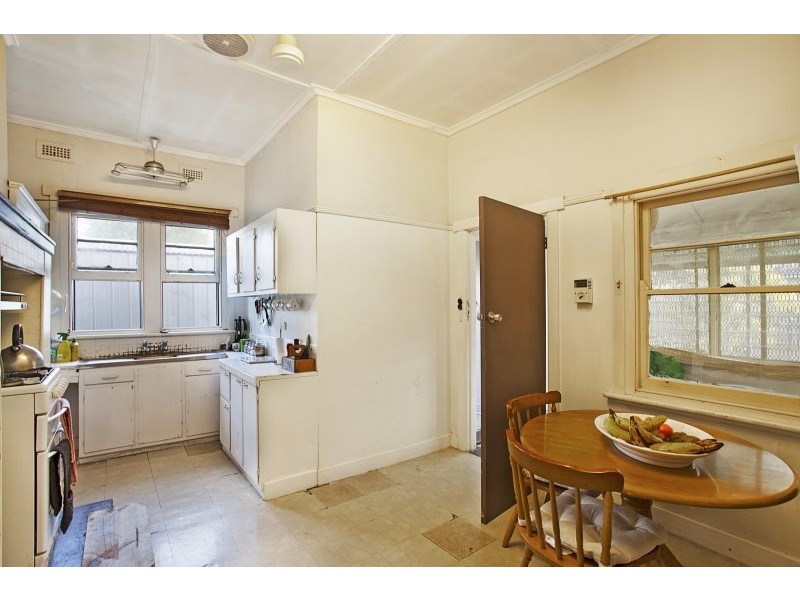 18 Leman Crescent, Noble Park VIC 3174