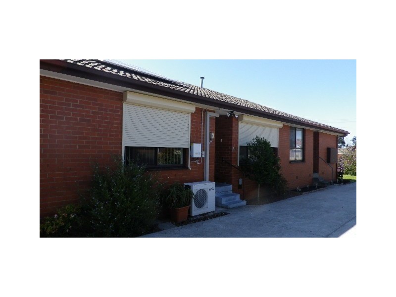 2/13 Second Avenue, Dandenong North VIC 3175