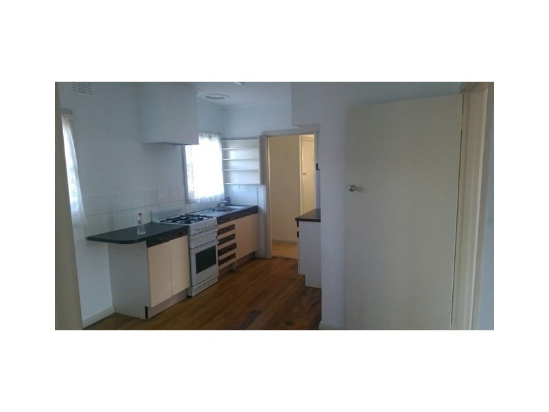 8 Reark Avenue, Noble Park VIC 3174