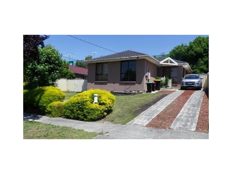 20 Burchall Grove, Dandenong North VIC 3175