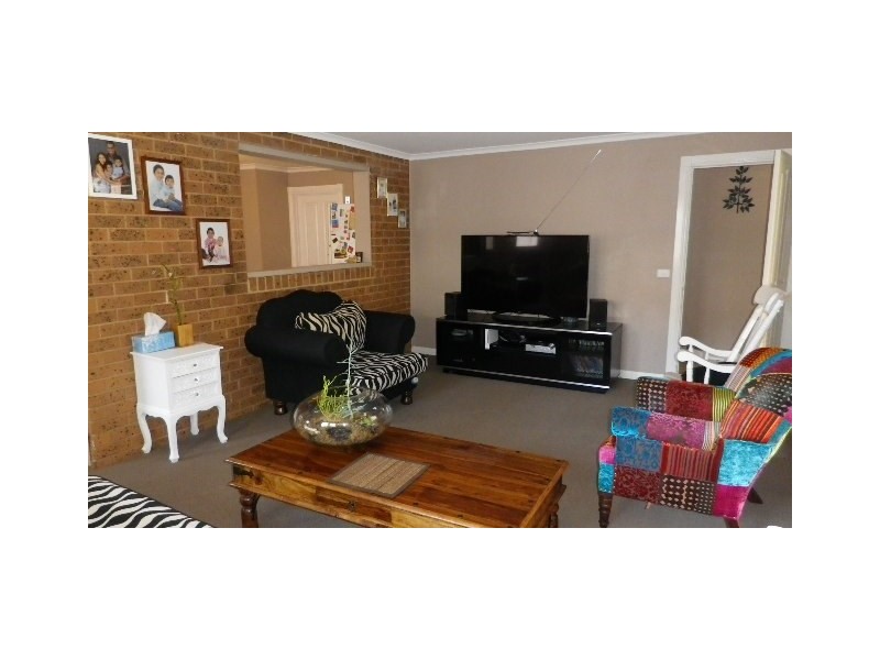 20 Burchall Grove, Dandenong North VIC 3175