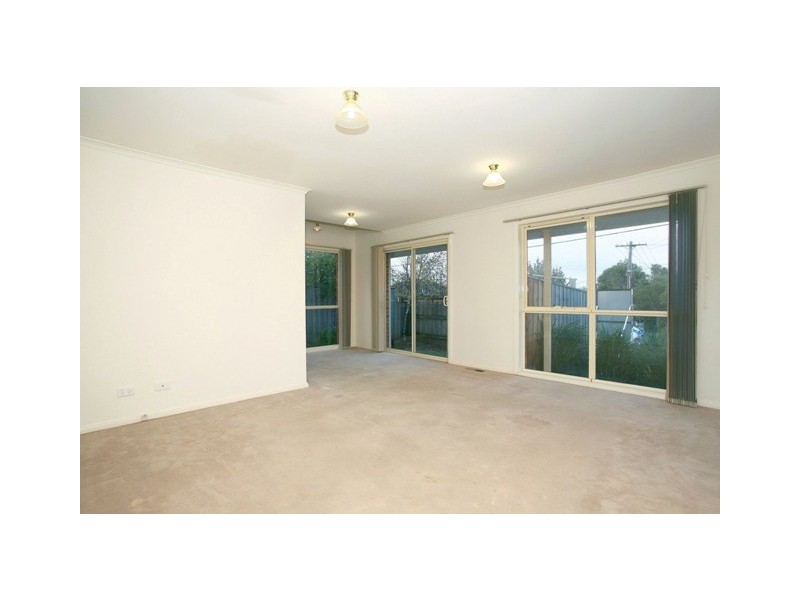 1/18 Leige Avenue, Noble Park VIC 3174