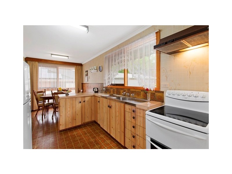 22 Burchall Grove, Dandenong North VIC 3175