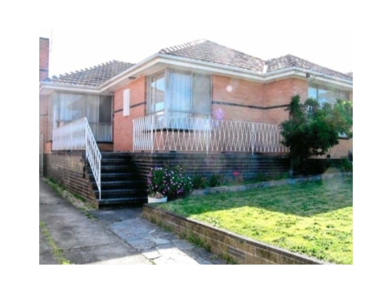 8 Trende Street, Dandenong VIC 3175