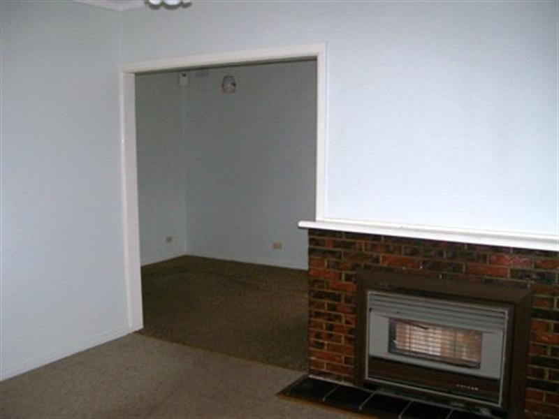 1A Ronald Avenue, Noble Park VIC 3174