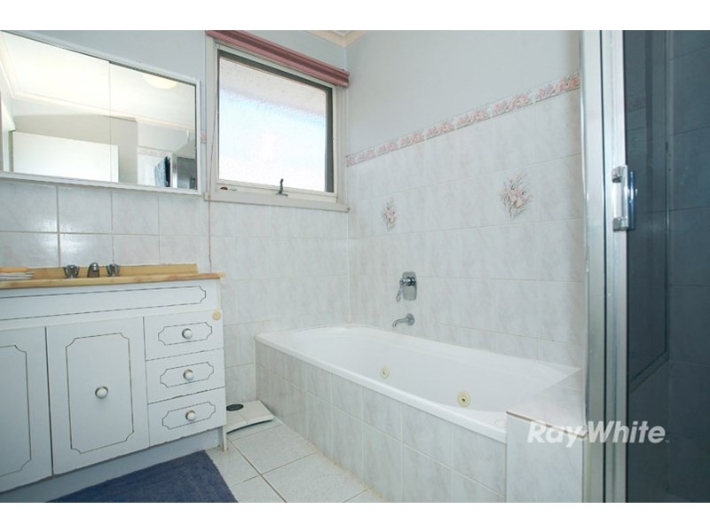 128 Kelvinside Road, Noble Park VIC 3174