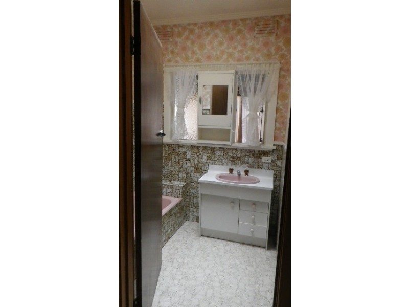 11 Agnes Street, Noble Park VIC 3174