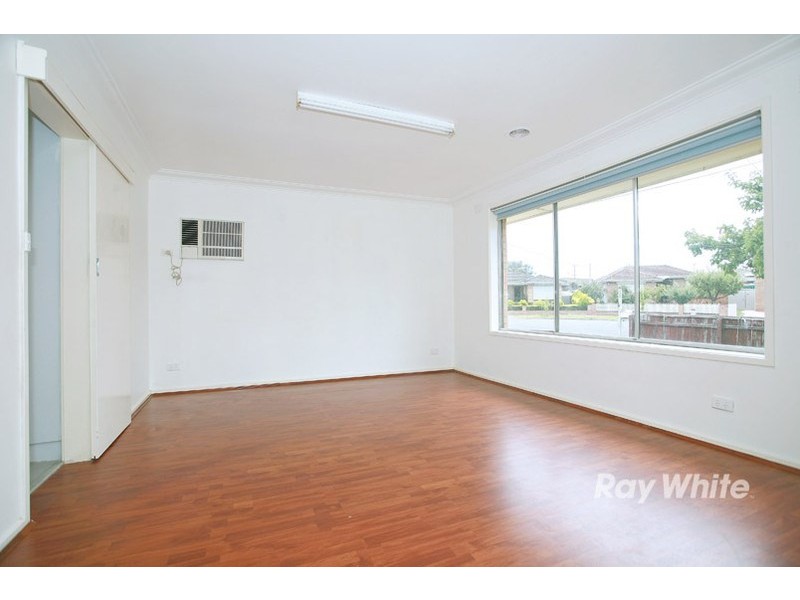 8 Onslow Court, Noble Park VIC 3174