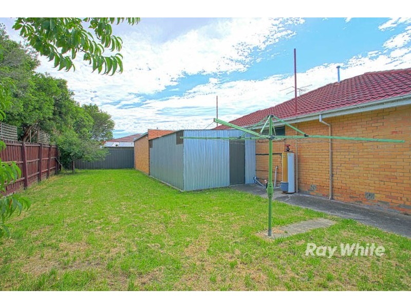 8 Onslow Court, Noble Park VIC 3174