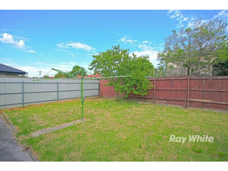 8 Onslow Court, Noble Park VIC 3174