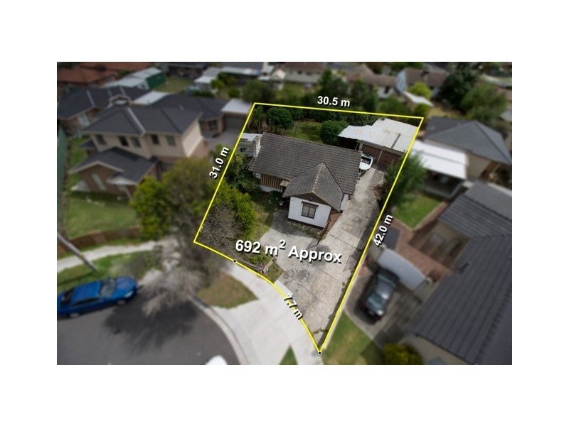 10 Prunus Grove, Doveton VIC 3177