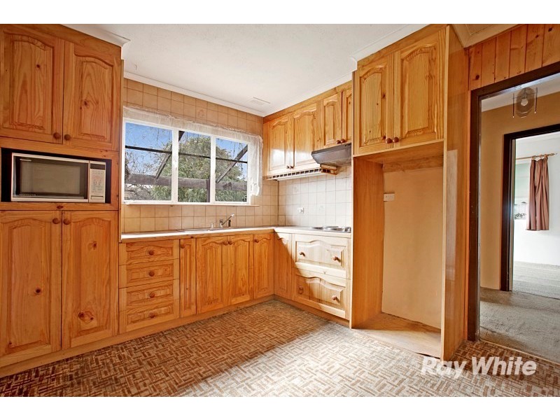 10 Prunus Grove, Doveton VIC 3177