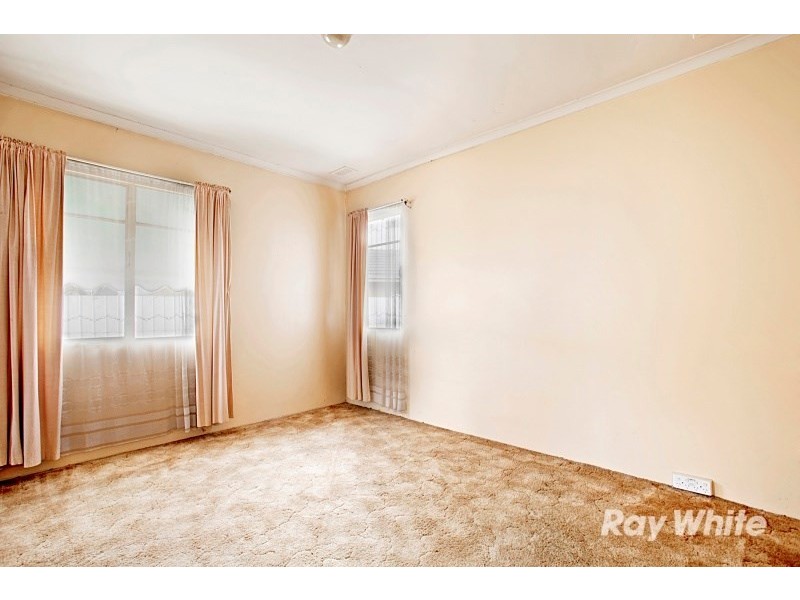 10 Prunus Grove, Doveton VIC 3177