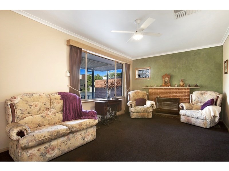 6 Stella Avenue, Noble Park VIC 3174