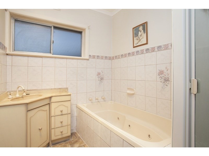 6 Stella Avenue, Noble Park VIC 3174