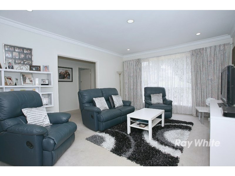 7 Peter Court, Dandenong VIC 3175