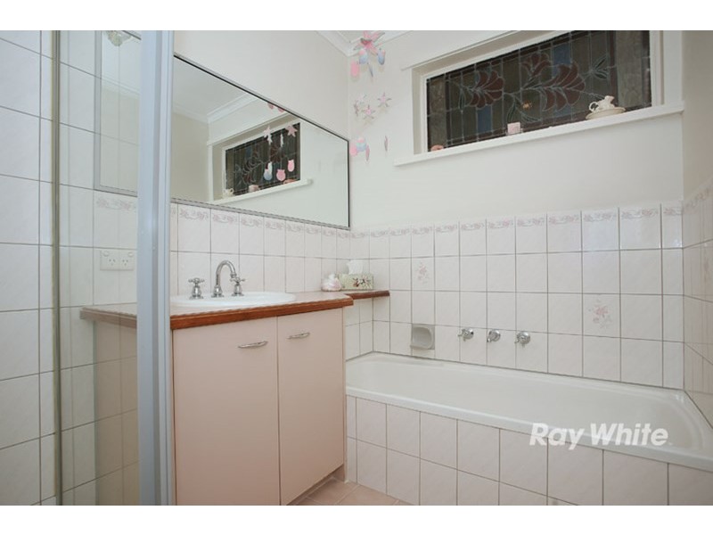 7 Peter Court, Dandenong VIC 3175