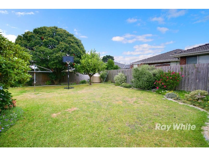 7 Peter Court, Dandenong VIC 3175