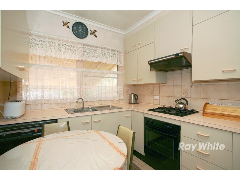 77 Tristania Street, Doveton VIC 3177