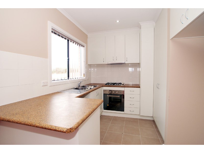 1-4/39 Jones Road, Dandenong VIC 3175