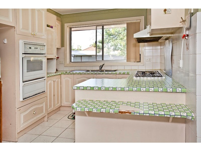 2/6 Kiandra Close, Noble Park VIC 3174