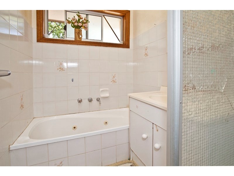 2/6 Kiandra Close, Noble Park VIC 3174