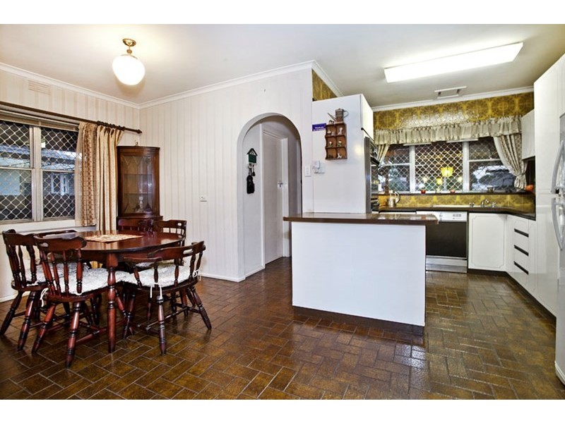 19 Mulgoa Avenue, Dandenong North VIC 3175