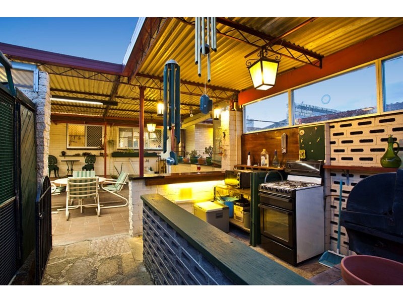 19 Mulgoa Avenue, Dandenong North VIC 3175