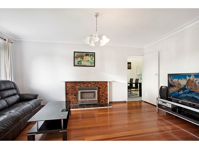 19 Maureen Cresent, Noble Park VIC 3174