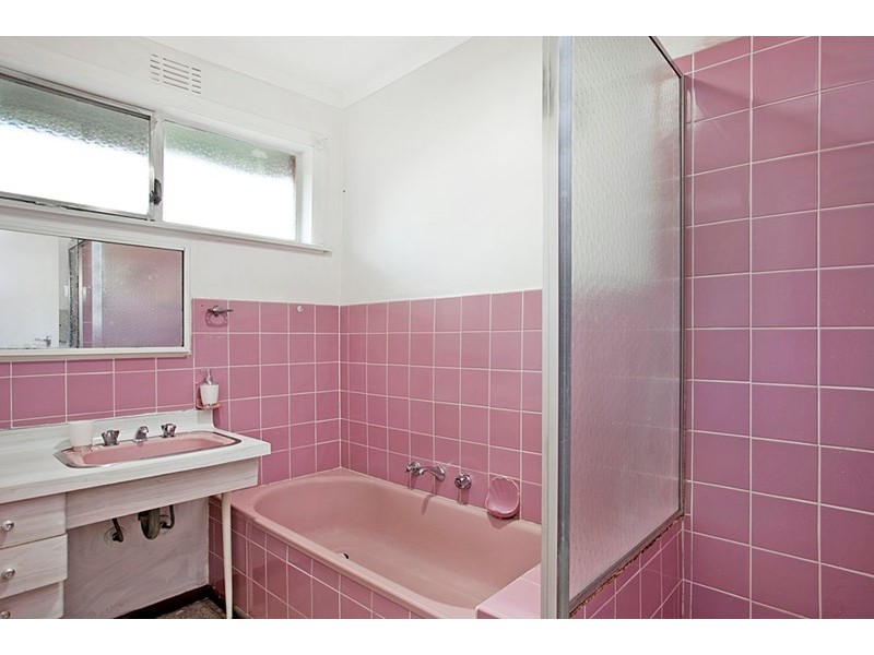 19 Maureen Cresent, Noble Park VIC 3174