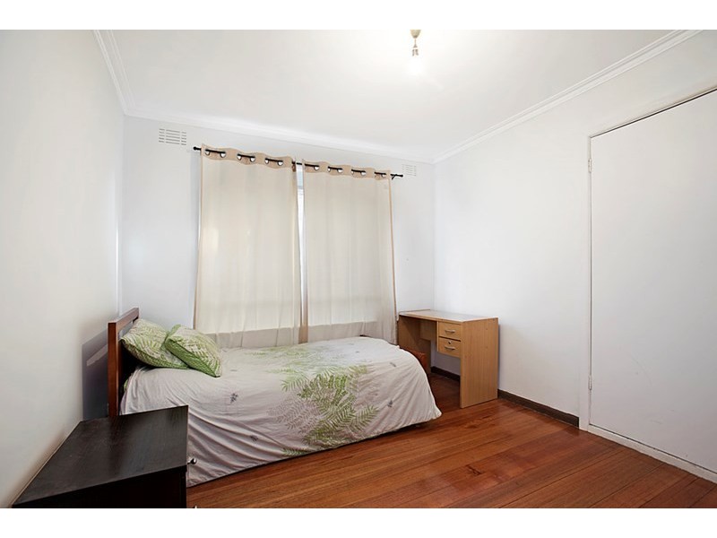 19 Maureen Cresent, Noble Park VIC 3174