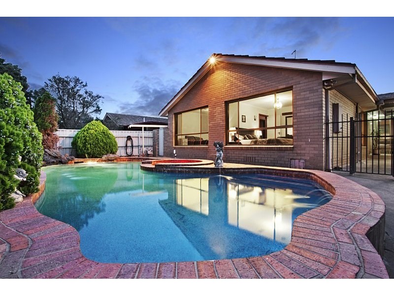 365 Cheltenham Road, Keysborough VIC 3173