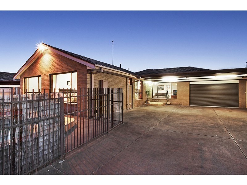 365 Cheltenham Road, Keysborough VIC 3173