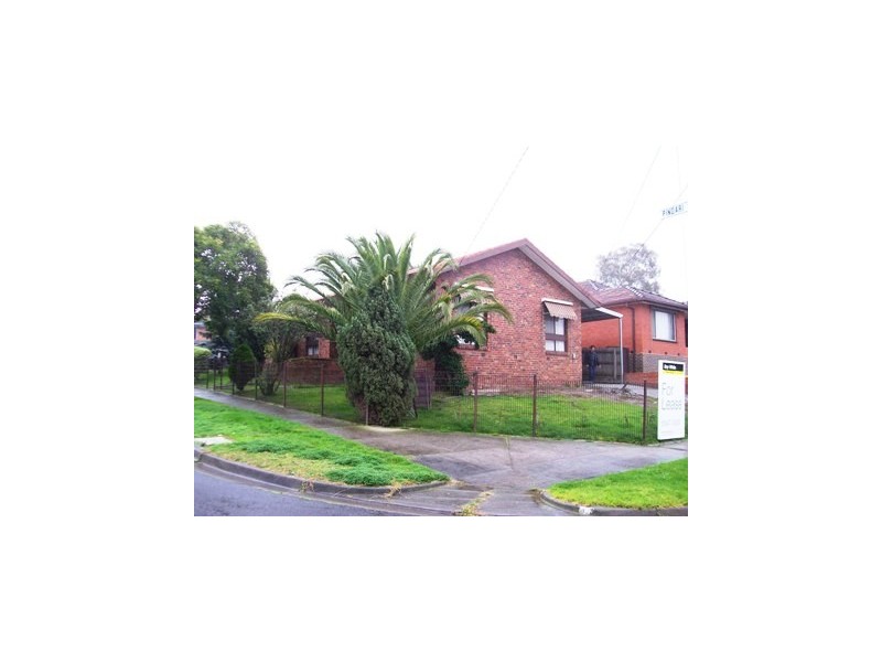 32 Lawrence Crescent, Noble Park North VIC 3174