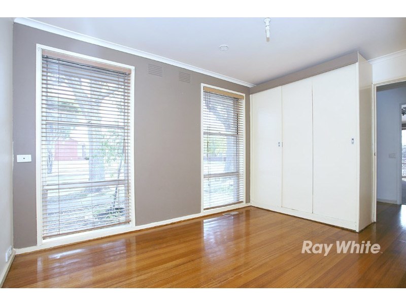 1 Churchill Crescent, Noble Park North VIC 3174