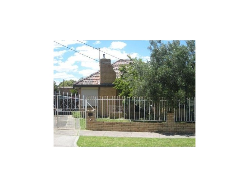 53 Fifth Avenue, Dandenong VIC 3175