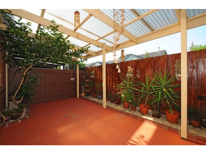 2/63 Ardgower Road, Noble Park VIC 3174