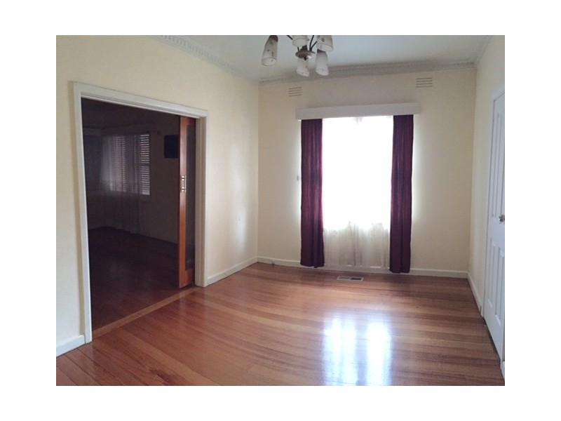 53 Fifth Avenue, Dandenong VIC 3175