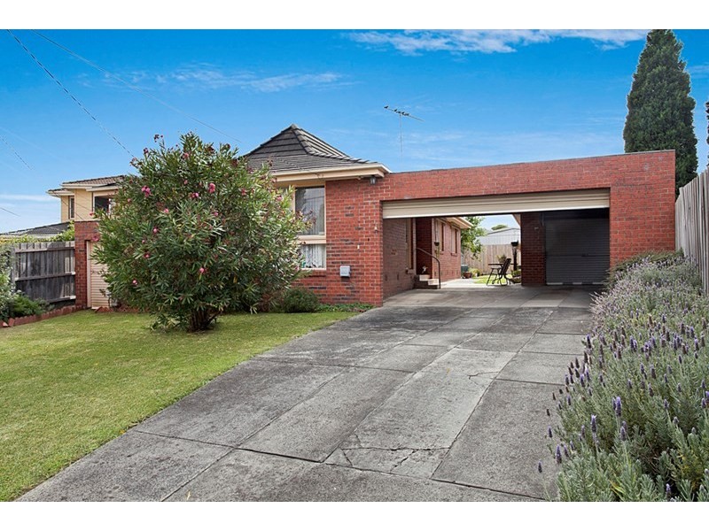 8 Penola Court, Noble Park North VIC 3174