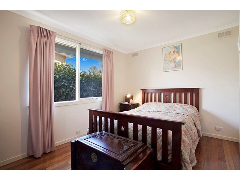 8 Penola Court, Noble Park North VIC 3174