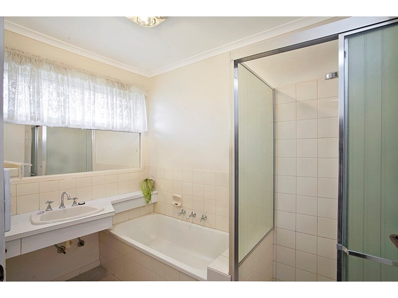 8 Penola Court, Noble Park North VIC 3174