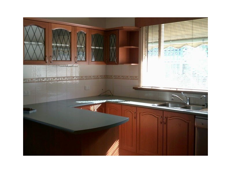 62 Leonard Avenue, Noble Park VIC 3174