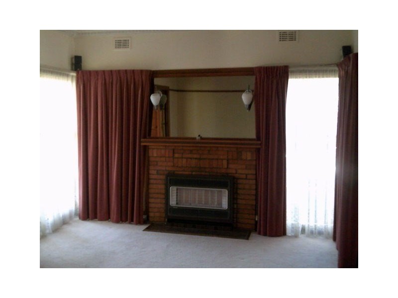 62 Leonard Avenue, Noble Park VIC 3174