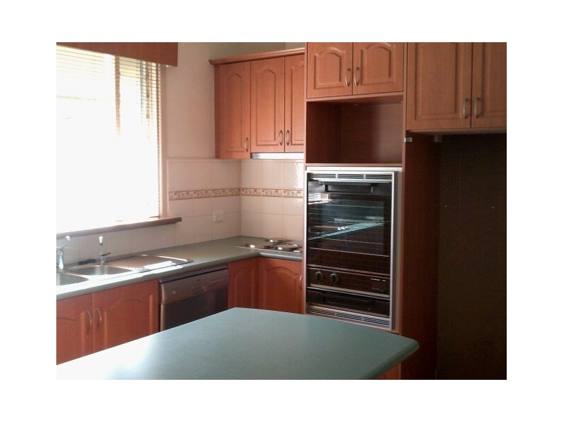 62 Leonard Avenue, Noble Park VIC 3174