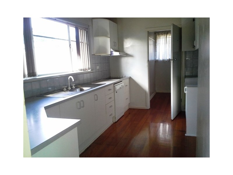 11 Elmhurst Street, Noble Park North VIC 3174