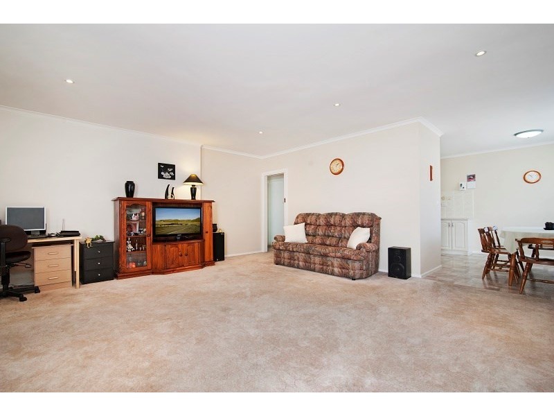 11 Haresta Avenue, Dandenong South VIC 3175