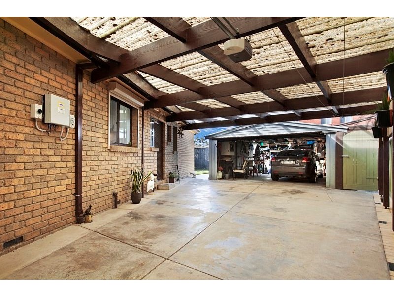 11 Haresta Avenue, Dandenong South VIC 3175