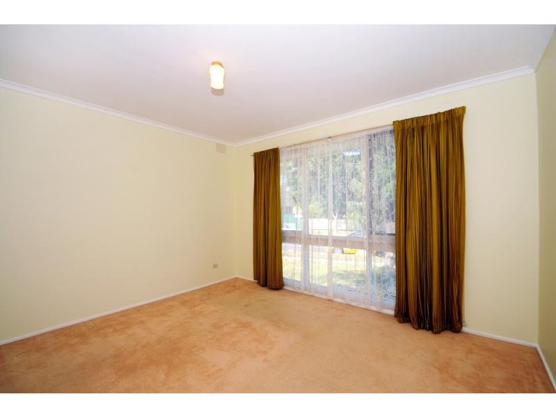 38 Jacksons Road, Noble Park North VIC 3174