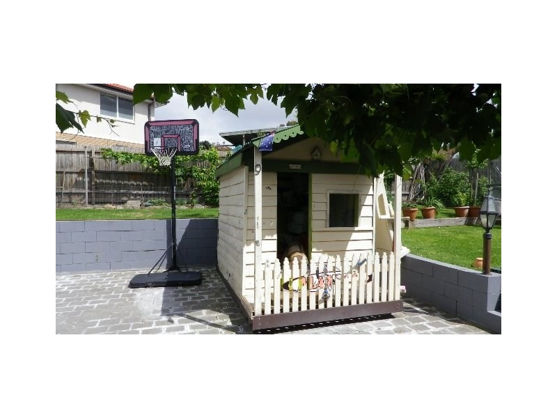 49 Somerset Drive, Dandenong North VIC 3175