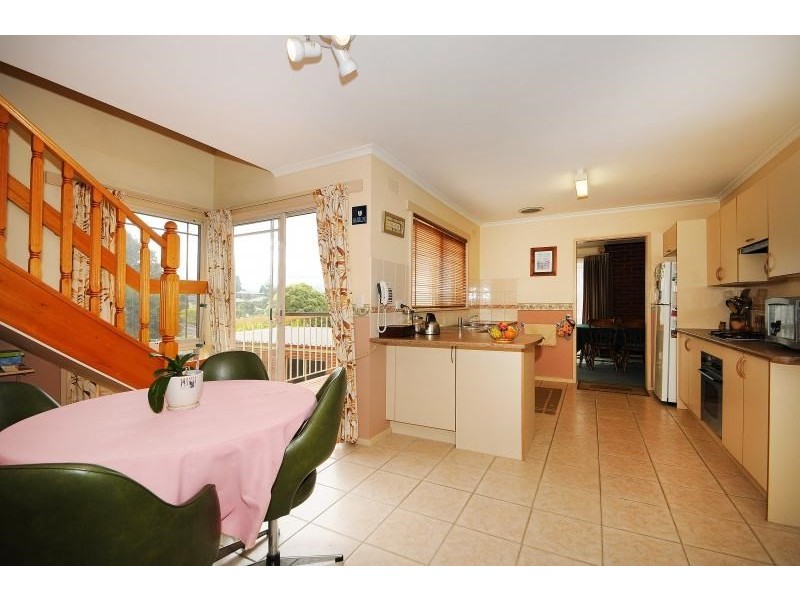 35 Howe Avenue, Dandenong North VIC 3175